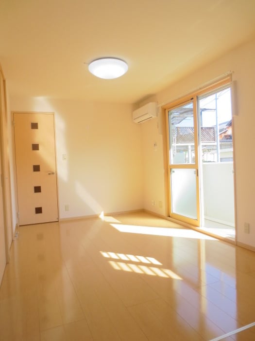 居室 サンフォ－ムハラダン