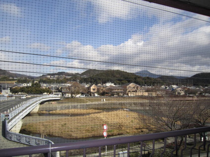 室内からの展望 ニュ－太田