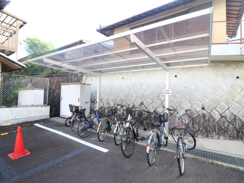 駐輪場 ヴィラ比叡