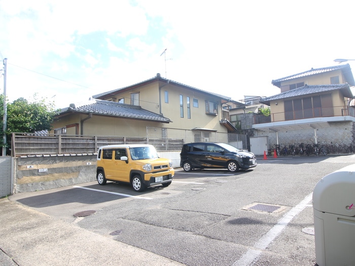 駐車場 ヴィラ比叡