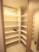 靴箱 シエリアタワー千里中央(3210)