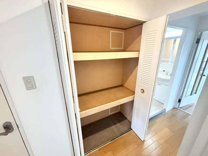 収納 ロイヤル芦屋松浜（５３９）