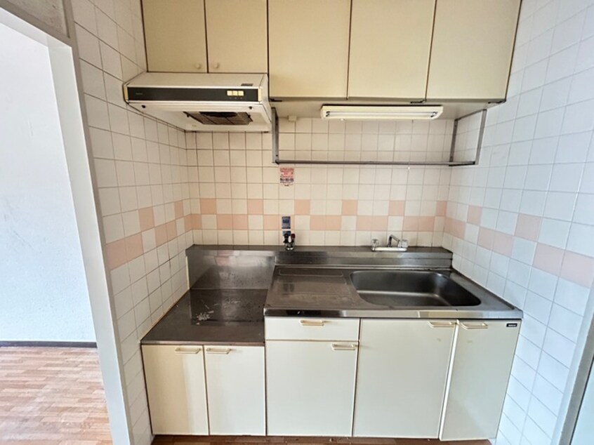 キッチン エミネンス辻本Ⅱ