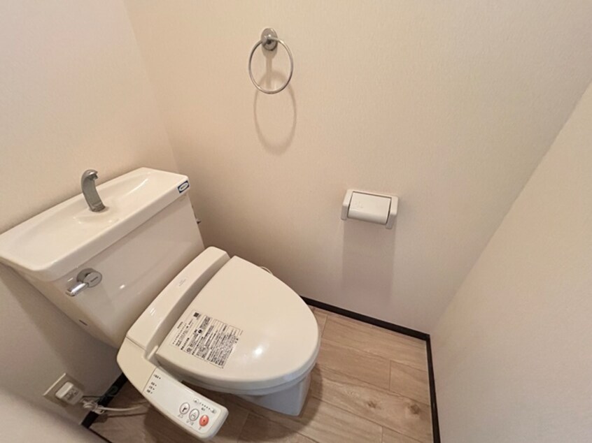 トイレ エミネンス辻本Ⅱ