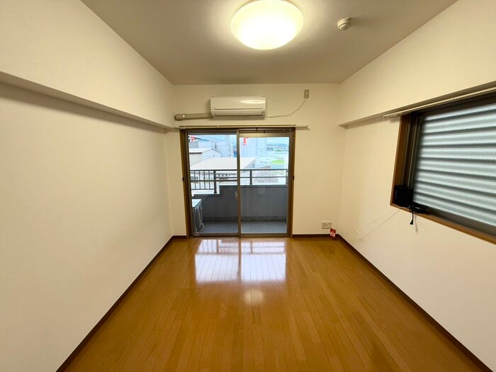 居室 ニッショー福島