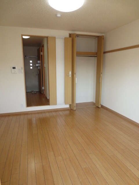 居室 アンジェリック長尾