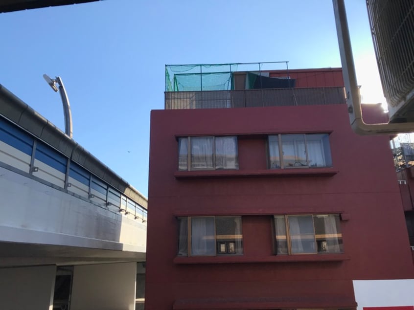 室内からの展望 ＭＥＳＳＡＧＥ関大前