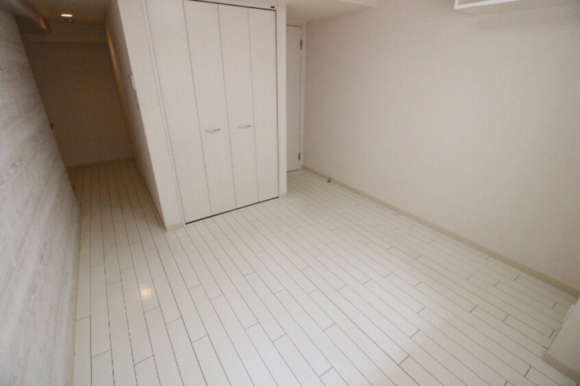 居室 プリオ－レ衣笠