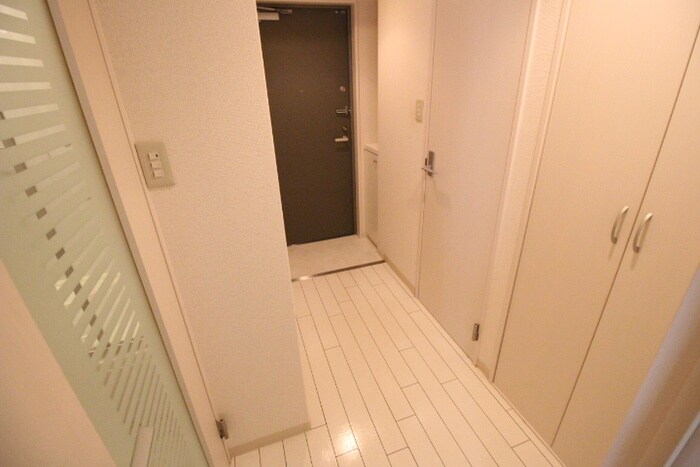 廊下 プリオ－レ衣笠