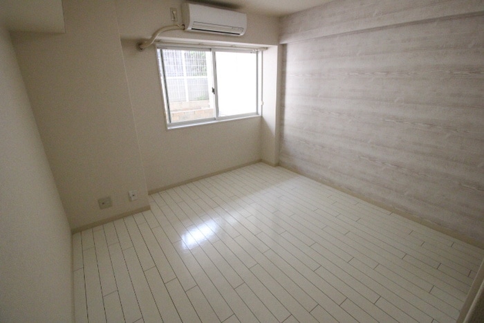 居室 プリオ－レ衣笠