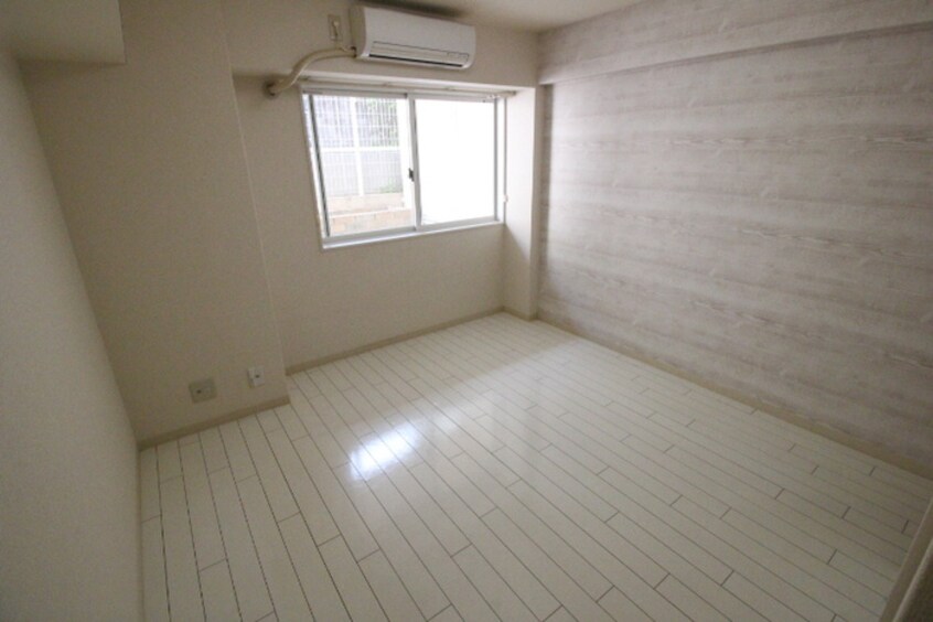 居室 プリオ－レ衣笠