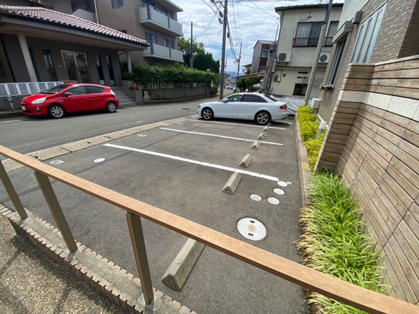 駐車場 フォーチュン　ウェル