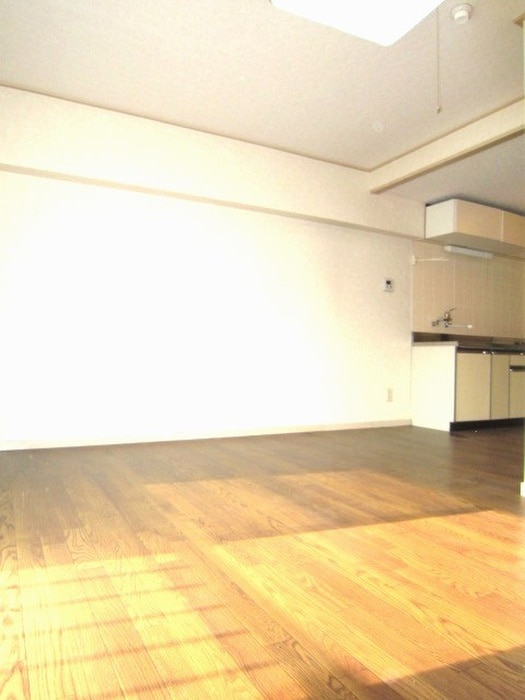 居室 アクティ大津