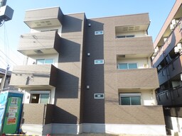 建築中