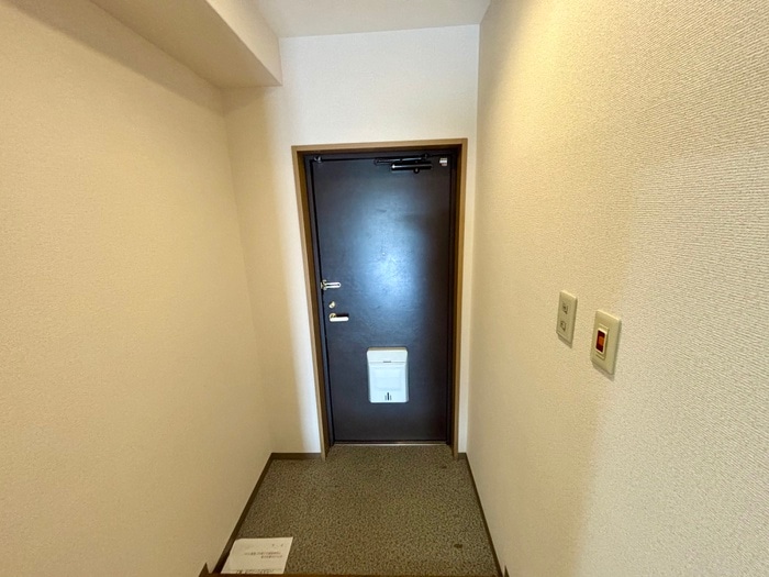 玄関 ベルパレス高木