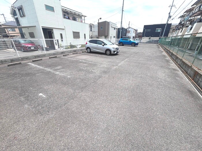 駐車場 シャトレ－寿