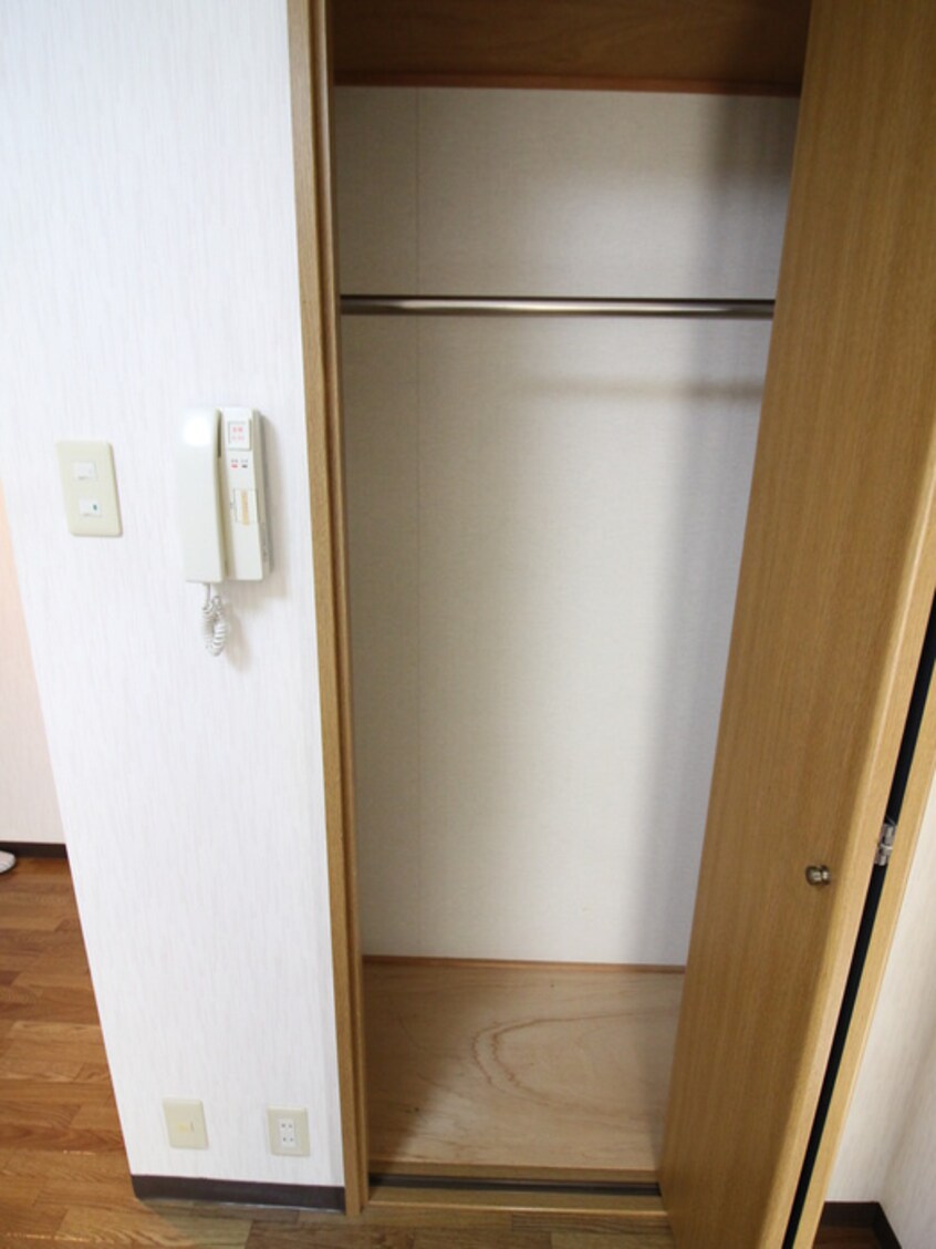 収納 夙川ハイツＡＩＯＩ