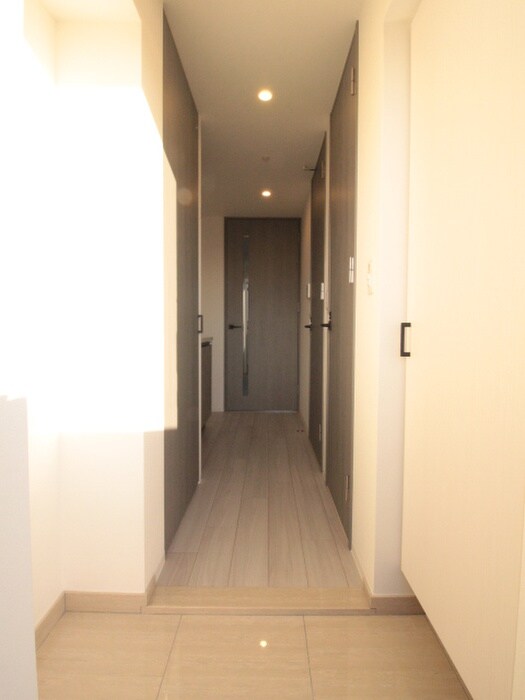 玄関 ﾚｼﾞｭｰﾙｱｯｼｭOSAKA新深江(1307)