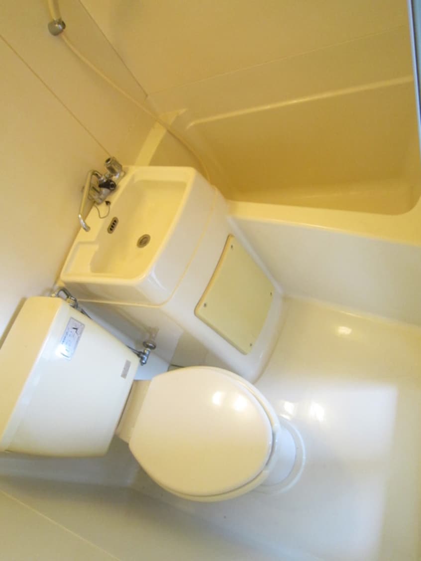 バス／シャワールーム等 クリオコ－ト磯島