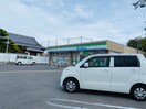 ファミリーマート(コンビニ)まで850m アシュ－レ東岸和田