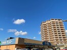 サンエー(スーパー)まで1900m アシュ－レ東岸和田