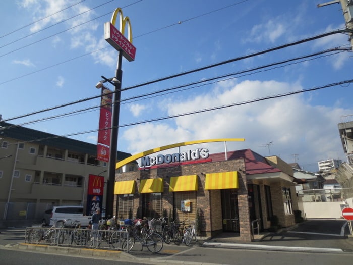 マクドナルド千里丘店(ファストフード)まで750m セリバテ－ル山田南