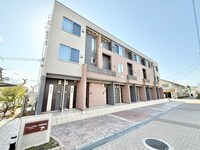 カザリベ城陽駅前