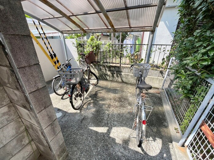 駐輪場 ドムス桜ヶ丘