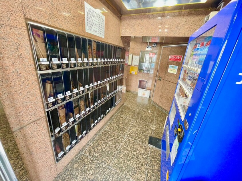 エントランス部分 LeA・LeA梅田７番館