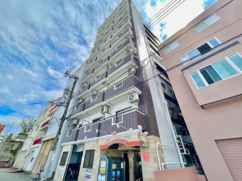 外観写真 LeA・LeA梅田７番館