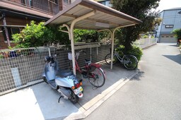 バイク置き場
