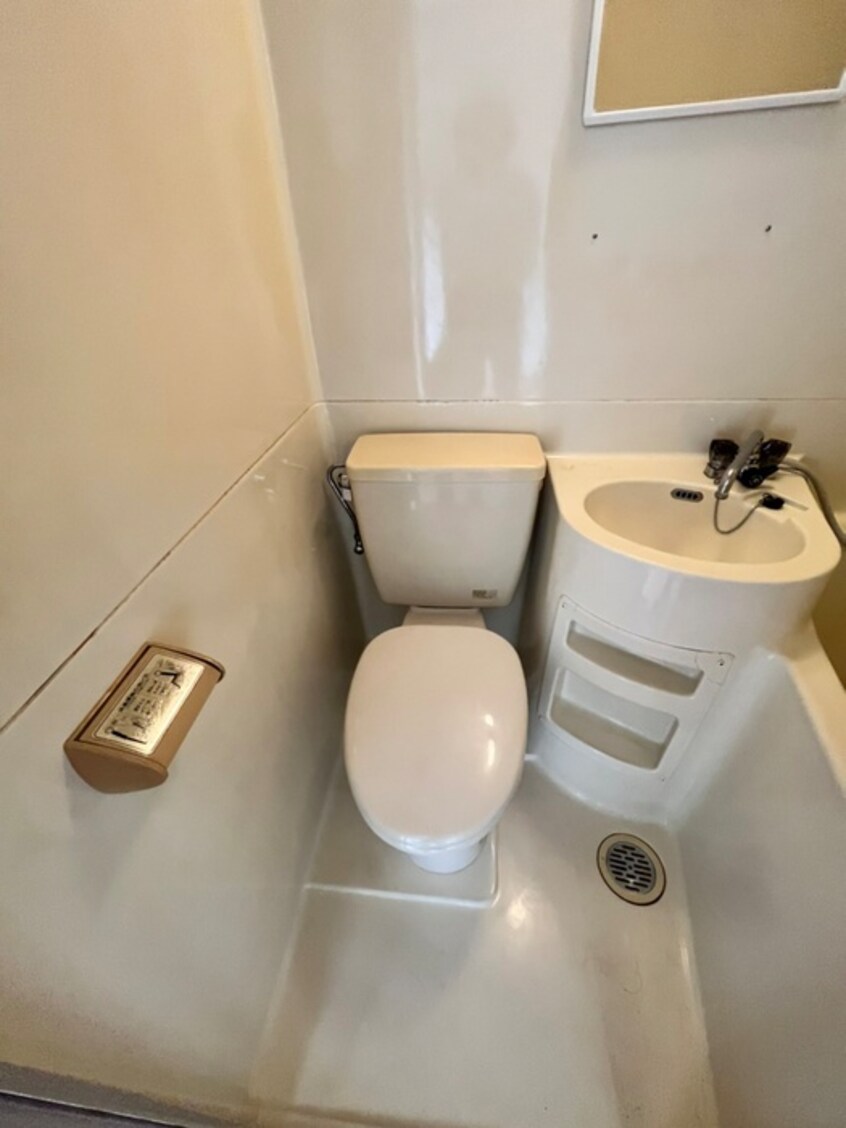 トイレ コーポ千本