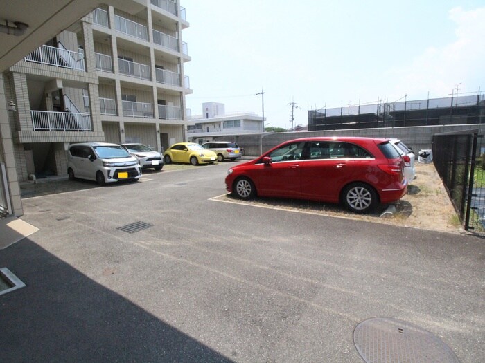 駐車場 アビタシオンさくら