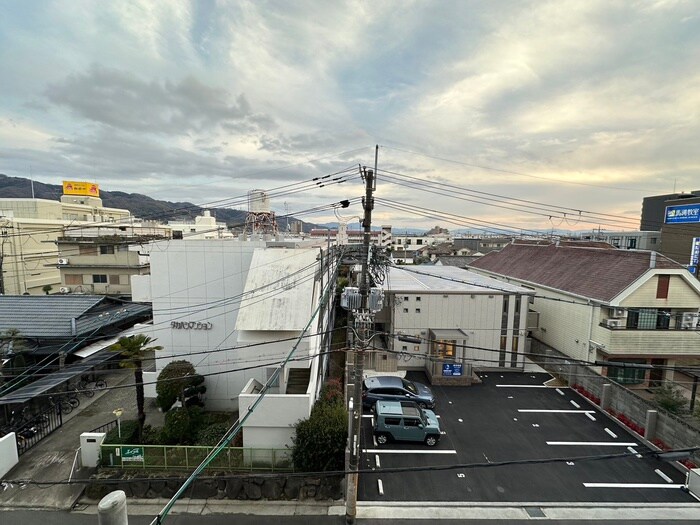 室内からの展望 スタシオン河内山本