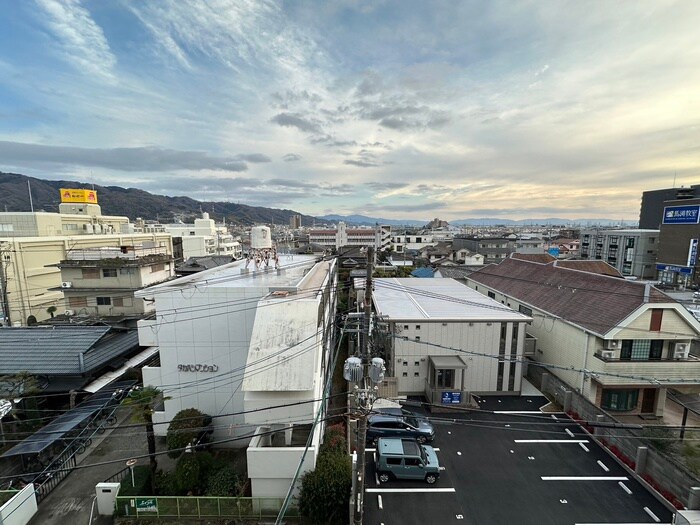 室内からの展望 スタシオン河内山本