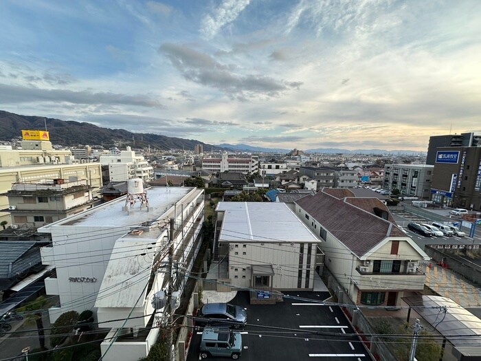 室内からの展望 スタシオン河内山本