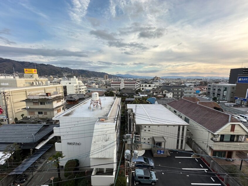 室内からの展望 スタシオン河内山本