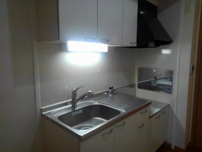 キッチン コンフォート本町