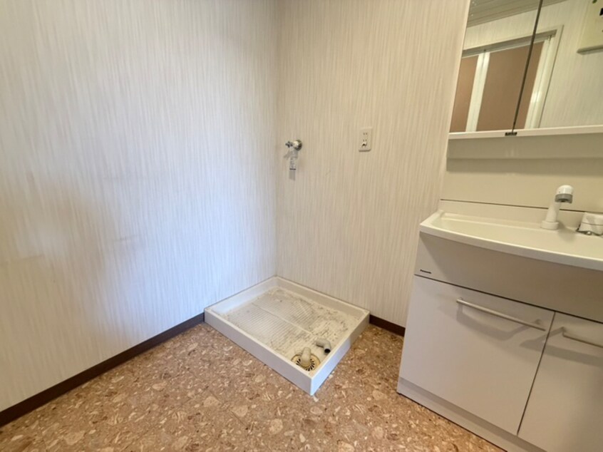 洗濯機置場 パ－クハイツアイリス１号館