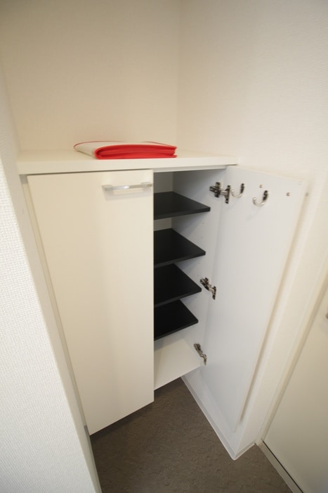 靴箱 アルティザ淡路駅東