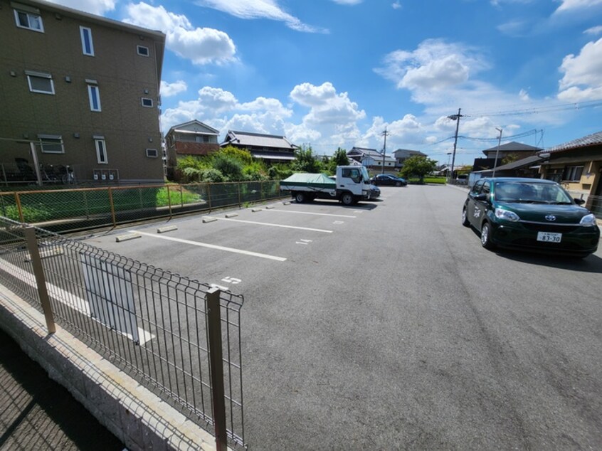 駐車場 MONO Place 摂津