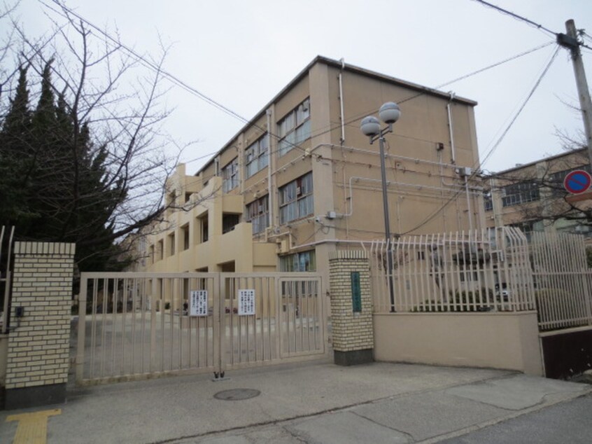 京都市立桂中学校(中学校/中等教育学校)まで400m サンモールスクエア