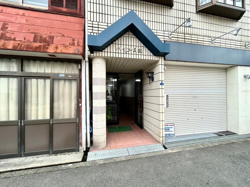 エントランス部分 ハイツ日殖