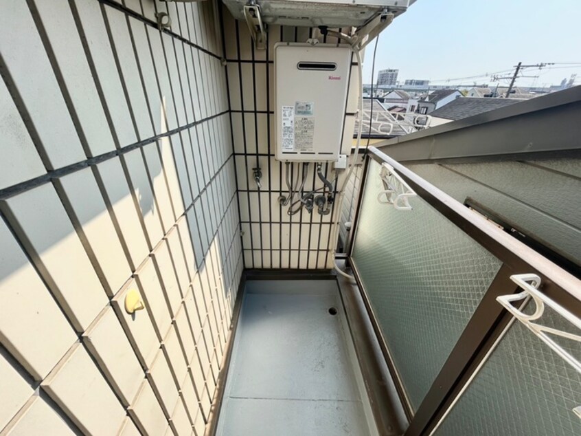 洗濯機置場 ハイツ日殖
