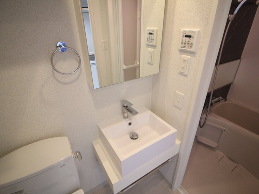 洗面 ｱﾄﾞﾊﾞﾝｽ西梅田ﾗｼｭﾚ(306)