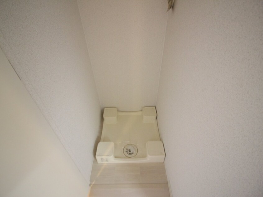 洗濯機置場 ｱﾄﾞﾊﾞﾝｽ西梅田ﾗｼｭﾚ(306)