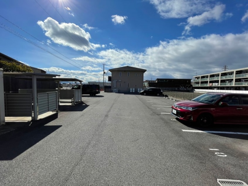 駐車場 メゾン　ド　プルミエール　B棟