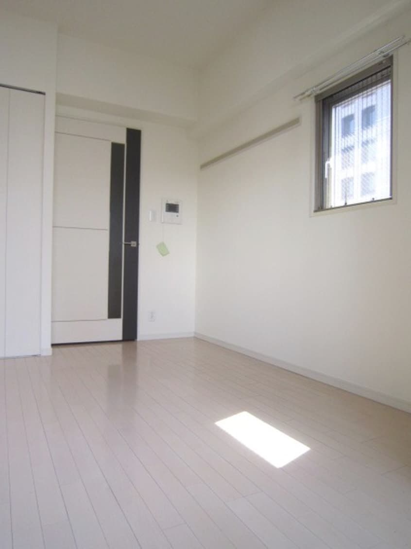 居室 ﾌﾟﾚｻﾝｽ心斎橋ｻﾞ・ｽﾀｲﾙ(804)