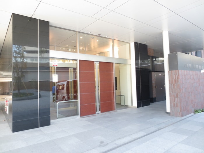 エントランス部分 ｼﾞｵﾀﾜｰ高槻ﾐｭｰｽﾞﾌﾛﾝﾄ(2706)