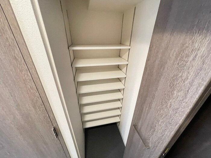 靴箱 ﾌﾟﾚｻﾝｽ ﾊｰﾊﾞｰﾗﾝﾄﾞ ｱﾝﾄﾞ･ｼｰ(809)